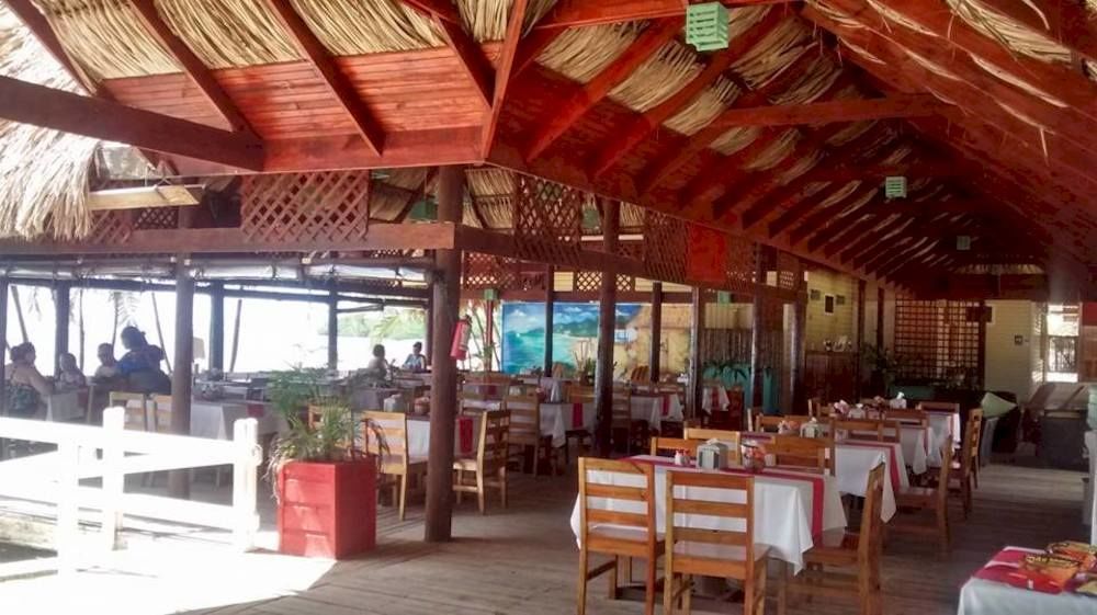 Las Palmas Beach Hotel Dixon Cove Luaran gambar