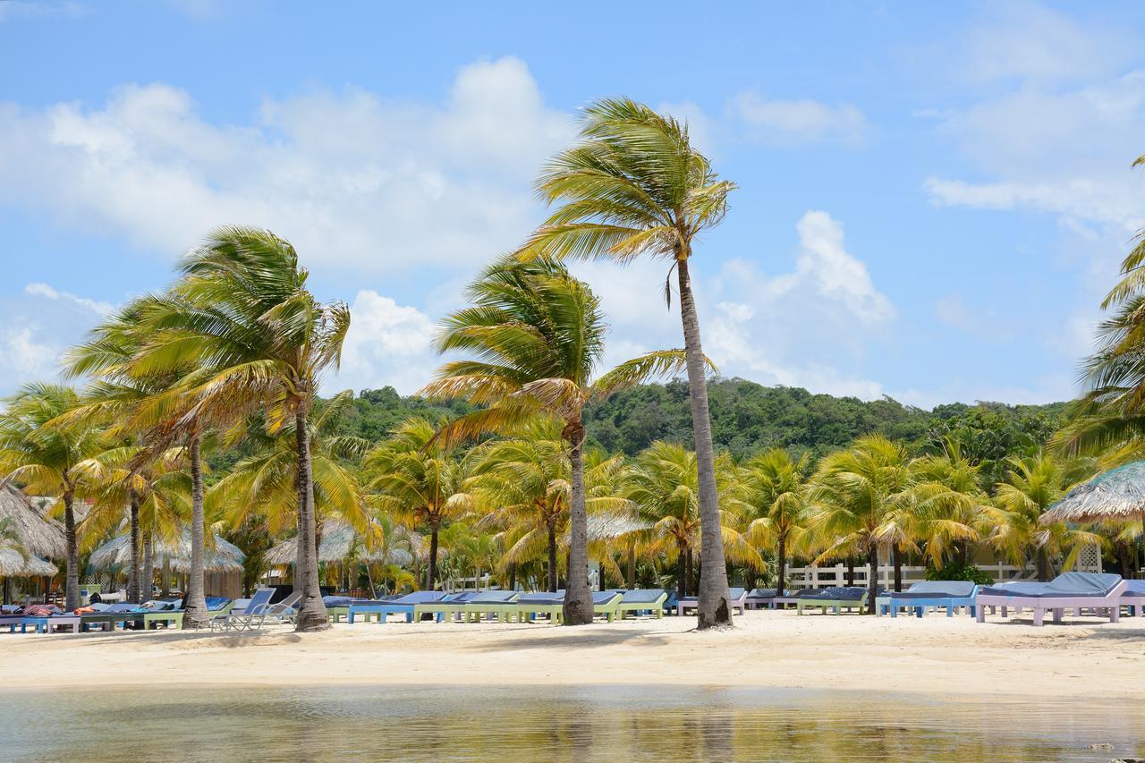 Las Palmas Beach Hotel Dixon Cove Luaran gambar